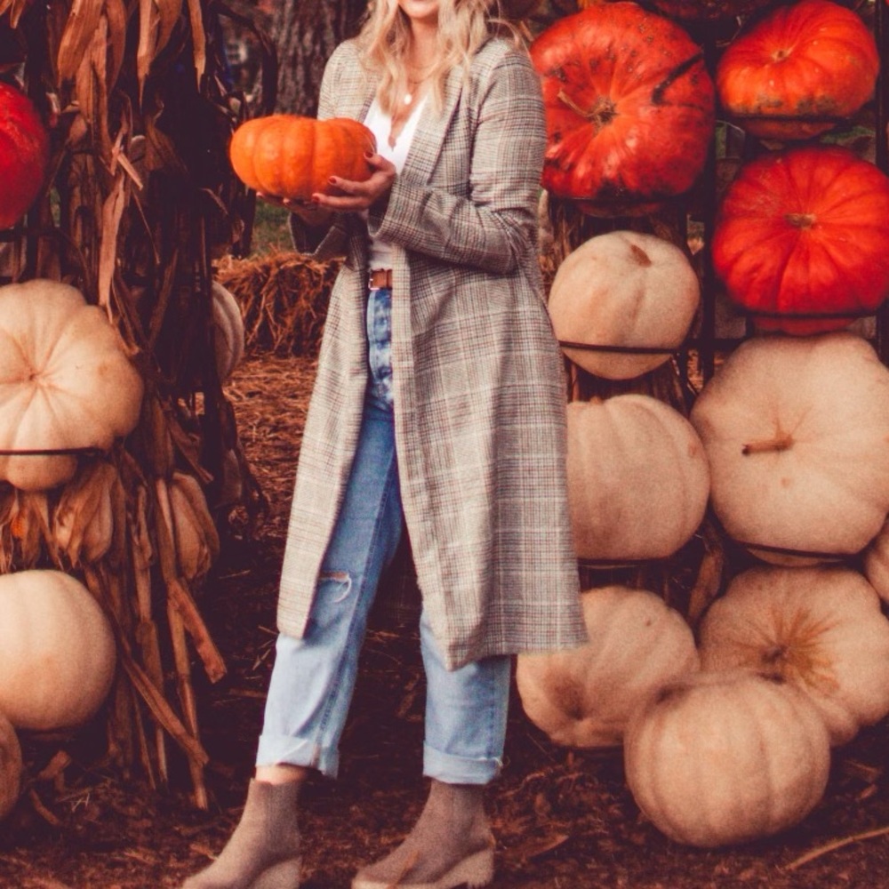 Sadie & Sage Gray Plaid/Houndstooth Long Coat